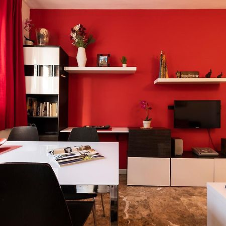 Ab Eixample Apartments Barcelona Bagian luar foto